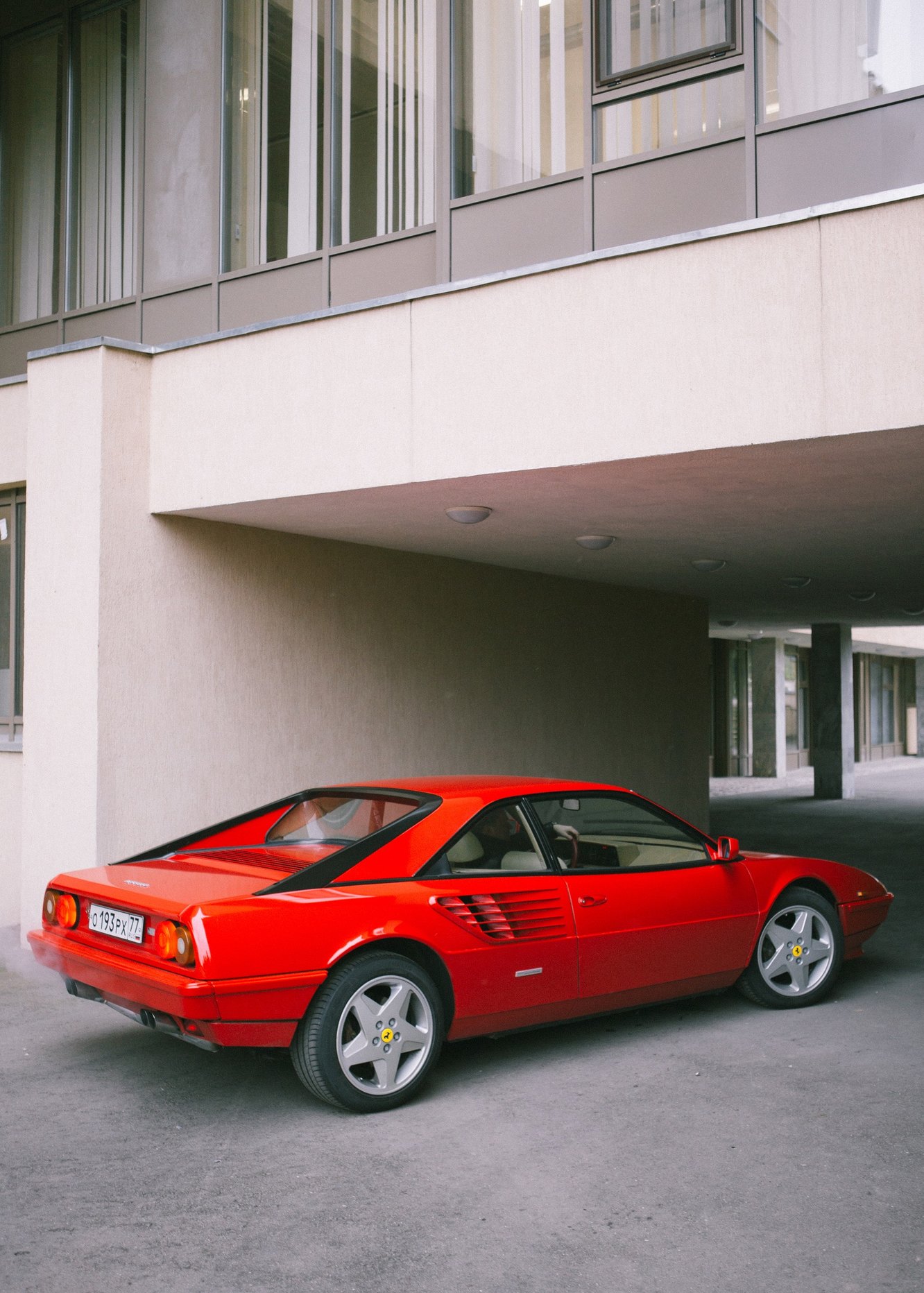 Алексей Васильев и Ferrari Mondial 1981 года