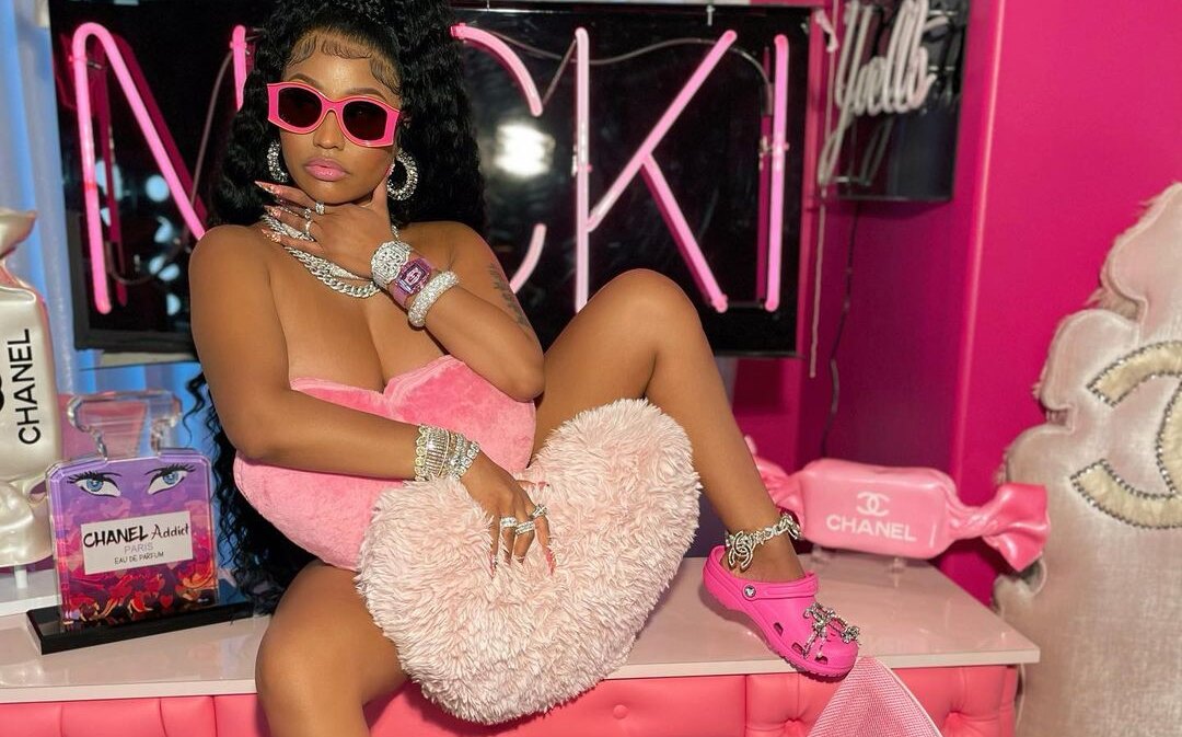 nicki minaj x crocs