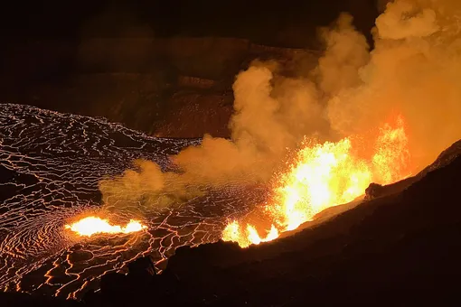 На Гавайях началось извержение вулкана Килауэа — одного из самых активных в мире