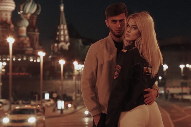 Проститутки подружки Москвы, шлюхи для секса втроем - MskIntim