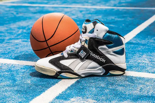 Именные кроссовки Шакила О'Нила Reebok Shaq Attaq, 1993 год.