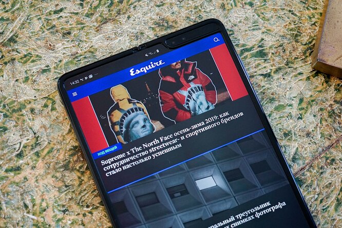 Тест-драйв: как работает тот самый смартфон Samsung Galaxy Fold с гигантским складным экраном