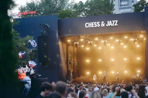 В саду «Эрмитаж» прошел фестиваль Chess & Jazz