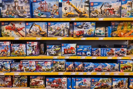 В Калифорнии мужчина ограбил магазины Lego в разных городах на $25 тысяч