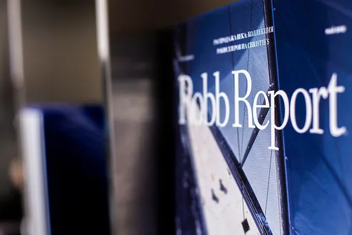 Гостиная Robb Report в бутике Panerai