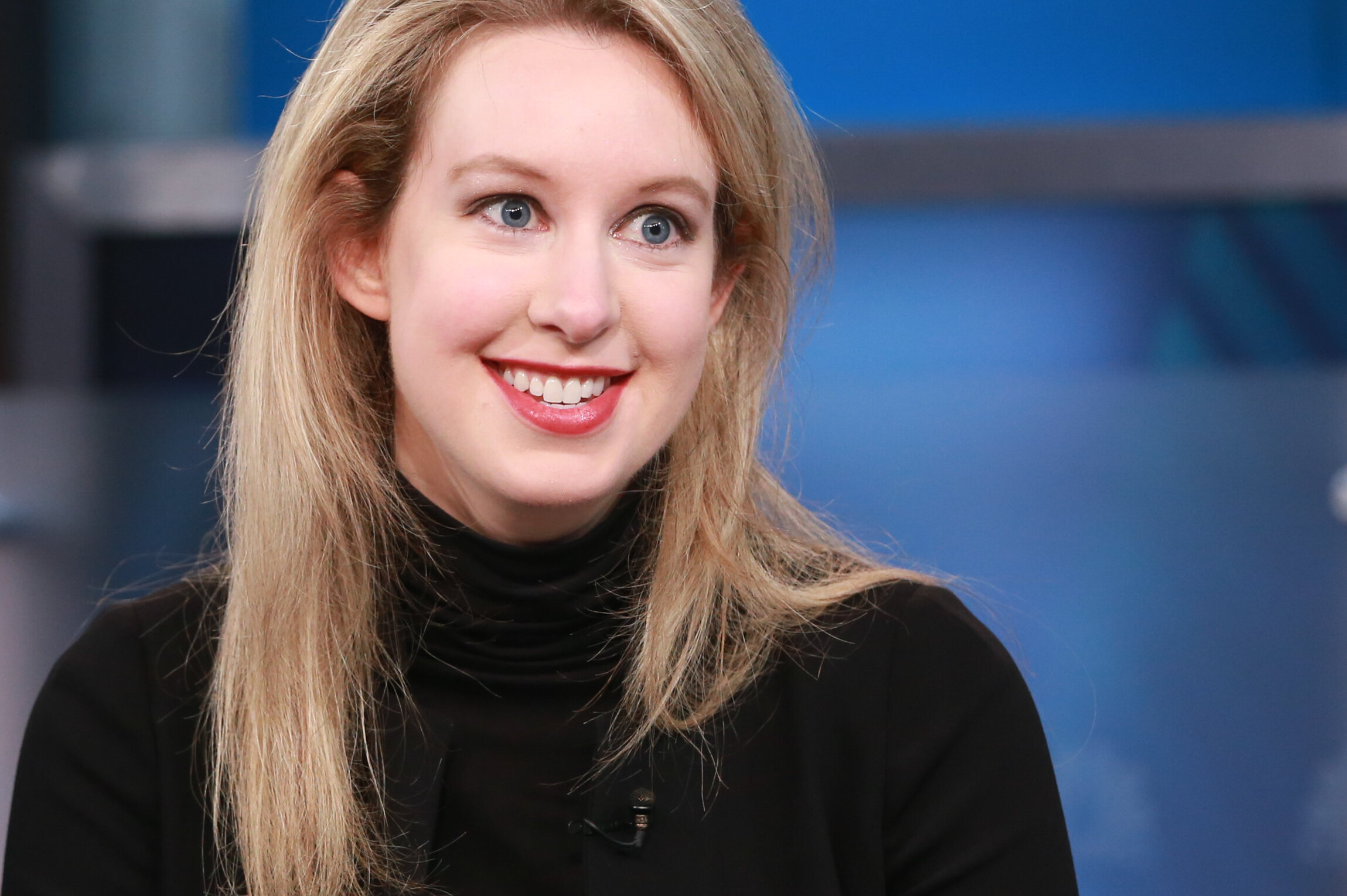 Известные мошенники: история основательницы Theranos Элизабет Холмс