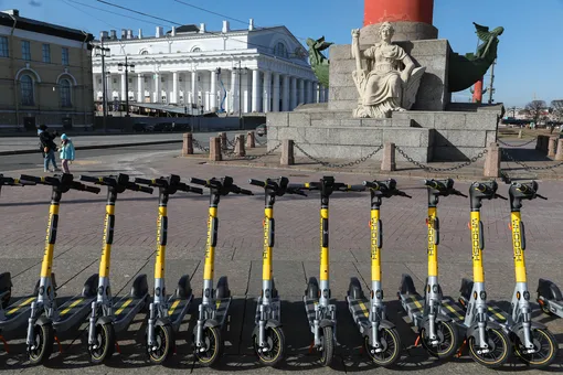 В центре Санкт-Петербурга запретят парковать электросамокаты