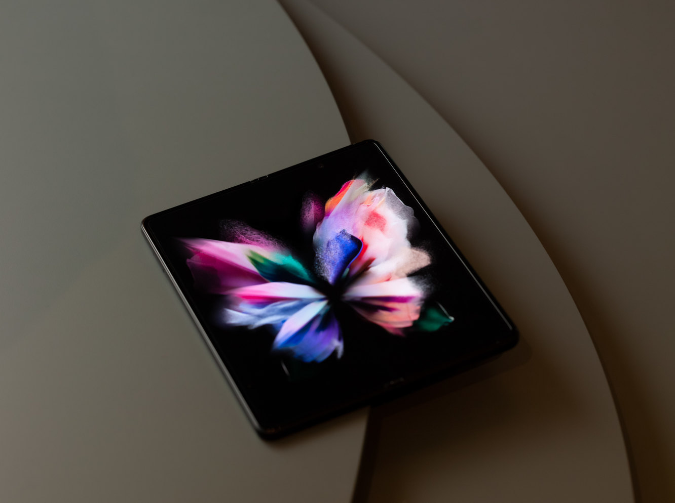 Galaxy Fold 3: обзор