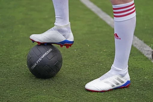 Гоша Рубчинский x adidas Football