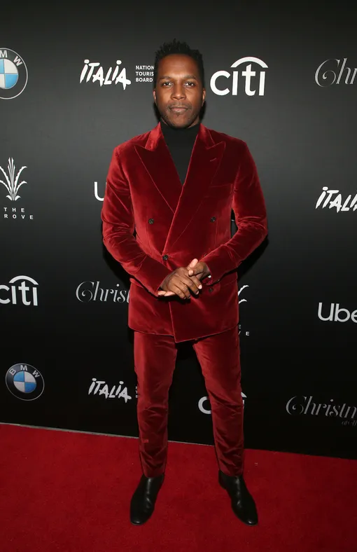 Leslie Odom Jr, At Christmas At The Grove At The Grove In Los Angeles, California On November 17, 2019.